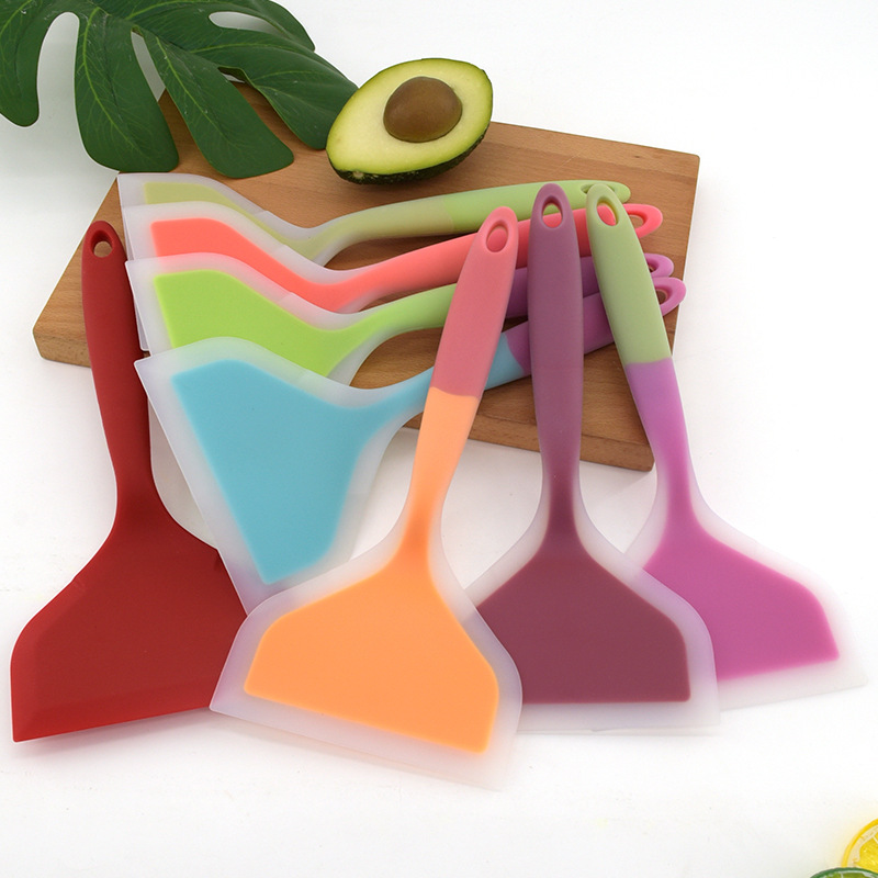 東莞<a href='http://www.igztz.com/Products/zhonghaojianzhenqiu.html' class='keys' title='點(diǎn)擊查看關(guān)于硅膠制品的相關(guān)信息' target='_blank'>硅膠制品</a>廠：硅膠餐具與塑膠日用品它們的區(qū)別