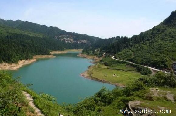 當今世界上最深的湖泊，深1620米的淡水糊超過里海