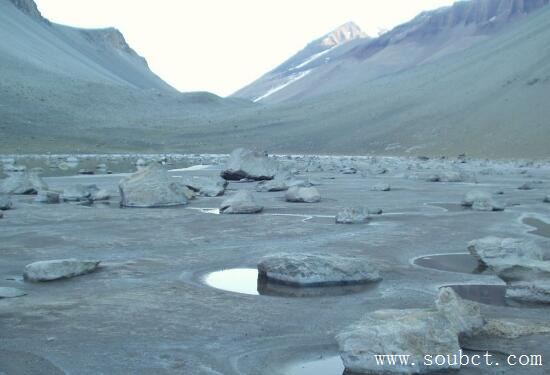 世界最咸的湖,湖水含鹽濃度達到400‰