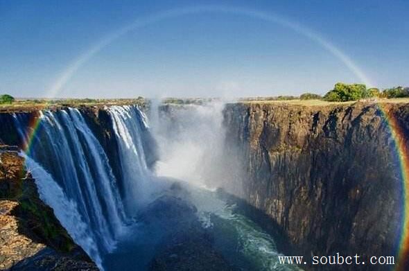 世界上最寬的瀑布,寬4000米橫跨2個(gè)國(guó)家