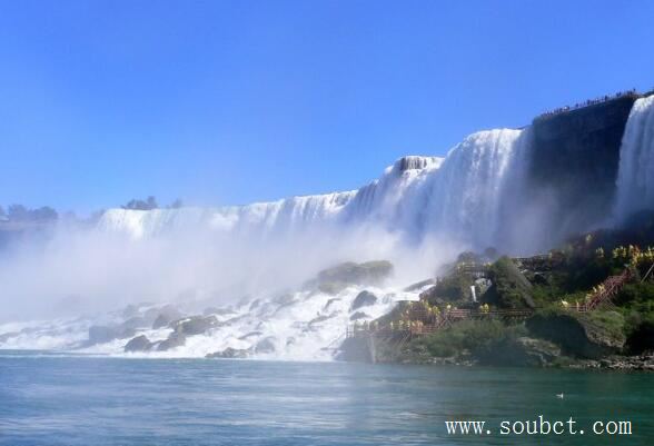 世界上最寬的瀑布,寬4000米橫跨2個(gè)國(guó)家