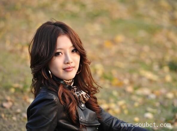 泰國最美女星Min美艷脫俗,校園接戲