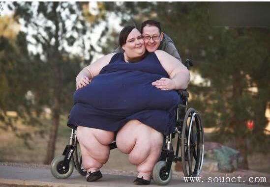 世界上最胖的男人成為減重最多的人