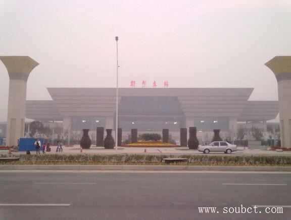 亞洲最大火車站，廣州新站相當(dāng)于30個(gè)天安門廣場