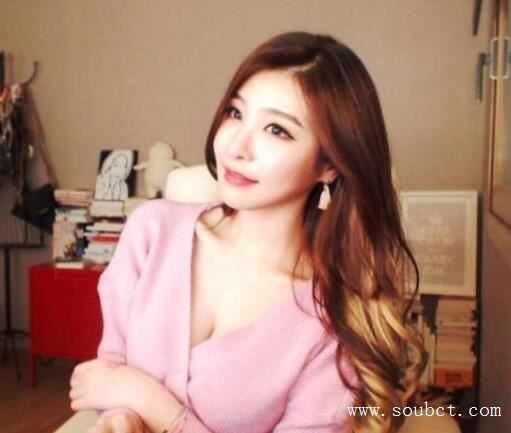 她是韓國最美女教師,長得太好看被學(xué)生在課堂上求婚