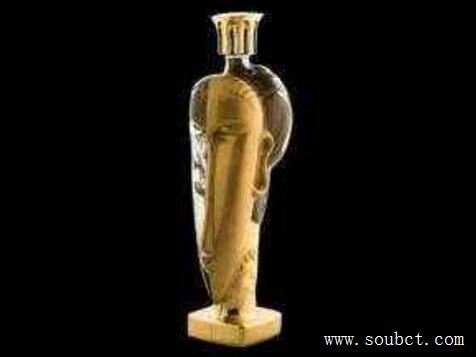 世界上最貴的礦泉水,比佛利山莊90H20每瓶68萬