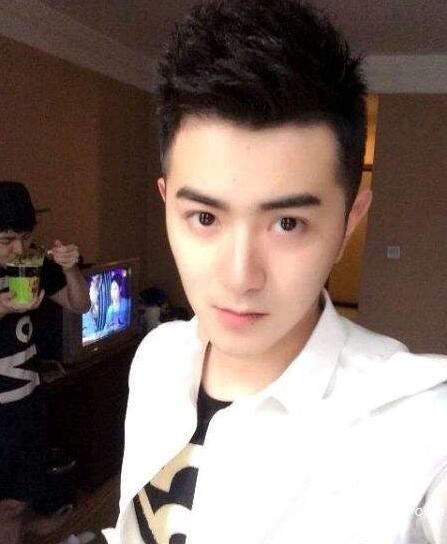 全球最帥空少大盤點，個個高顏值大長腿