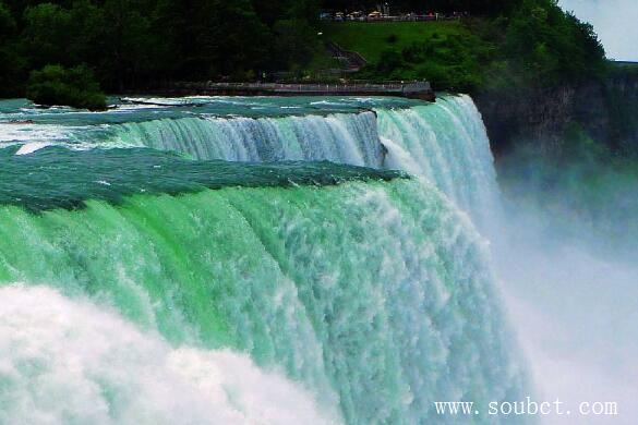 世界上水流量最大的瀑布，尼亞加拉大瀑布