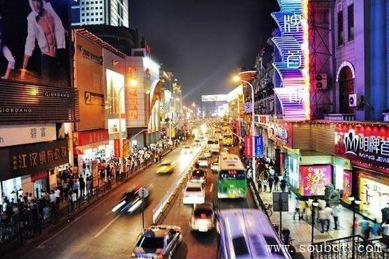 中國最富有的城市，上海經(jīng)濟總量全球第七