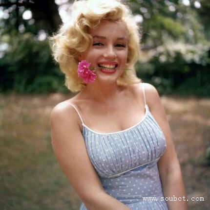 世界上最美的女人，演員奧黛麗赫本魅力非凡