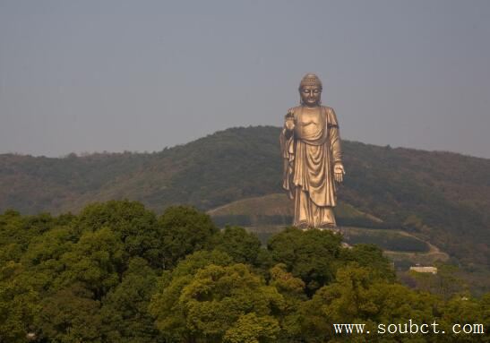 中國最高的佛像：河南魯山大佛比50層樓還高