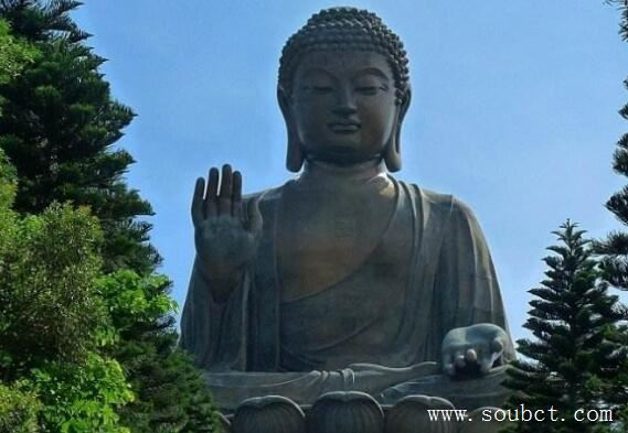 中國最高的佛像：河南魯山大佛比50層樓還高