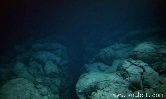 世界上最深的海溝：馬里亞納海溝最深11.034公里