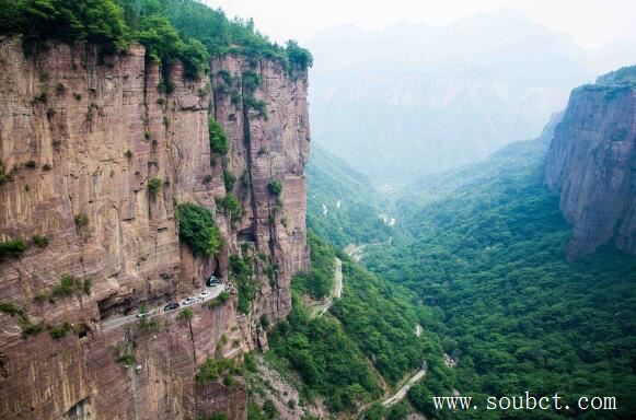 中國十大最美公路，河南郭亮掛壁公路震撼人心