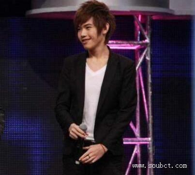 非誠(chéng)勿擾史上最帥男嘉賓，惹的全場(chǎng)女嘉賓犯花癡