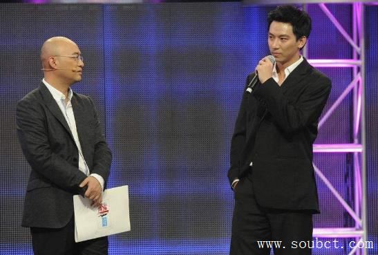 非誠(chéng)勿擾史上最帥男嘉賓，惹的全場(chǎng)女嘉賓犯花癡