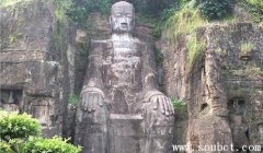 中國最大的佛像：樂山大佛閉眼流淚真相，都怪酸雨