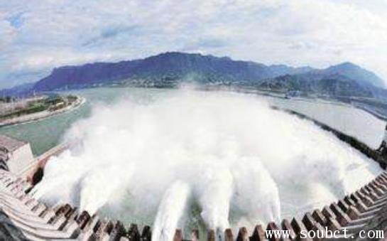 中國最大的水庫：三峽水庫遷移人口百萬，耗資400億