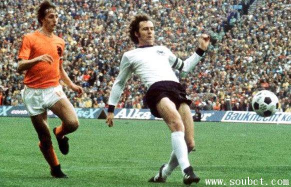 貝肯鮑爾警告韓國，最有天賦的足球運動員