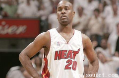 加里佩頓為什么叫手套,NBA最佳防守球員的控球后衛(wèi)