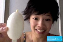 造型雷人的安全套雪糕，因長相酷似安全套引爭議