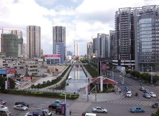 安順最繁華的商業街和區,安順值得去的地方