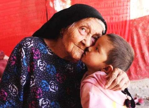 阿麗米罕現在還在嗎,阿麗米罕的真實年齡