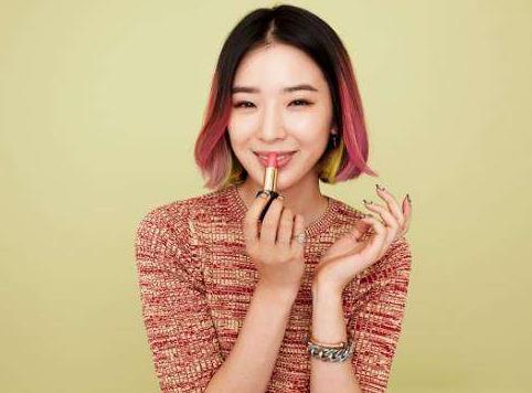 美妝博主是干什么的，美妝博主李佳琦為什么那么火