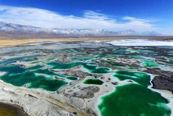 地處高原的青海翡翠湖