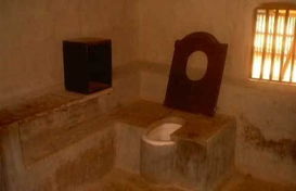 印度上廁所不用紙的嗎