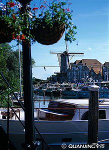 威廉斯塔德屬于荷蘭的嗎