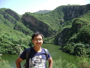 夢到好多黑魚在水里游