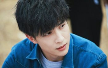 潘長江媽媽是李明啟嗎