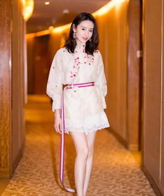 潘粵明陳祉希是一對嗎