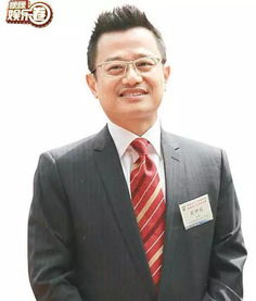 鄺美云為什么坐輪椅