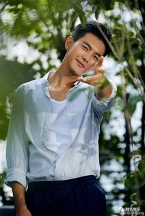 鐘楚曦李現(xiàn)在一起多久