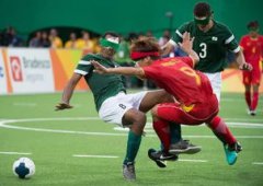 足球如何踢高遠球