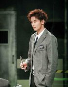 周峻緯是哪個大學