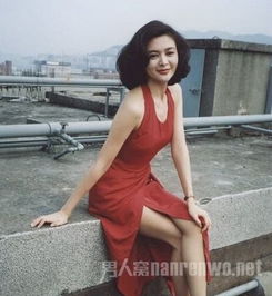 關之琳高爾夫球是什么