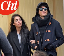 王新宇模特還上學嗎