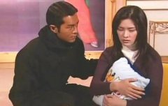 向海嵐是向華強(qiáng)什么人