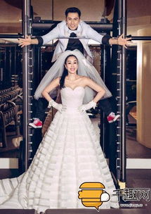 馮珂張靚穎相差幾歲