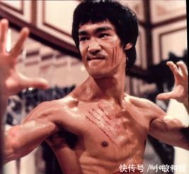 李小龍的師傅是葉問嗎