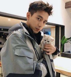 李現的前女友是誰