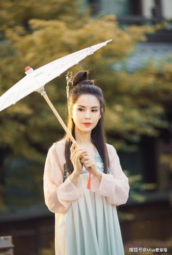 李若彤年齡多大