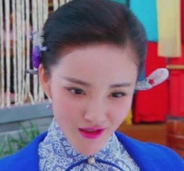 劉雨欣下巴怎么回事