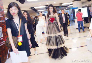 閆妮年齡今年多大