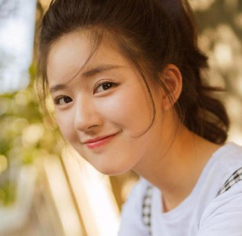 為什么要捧趙露思