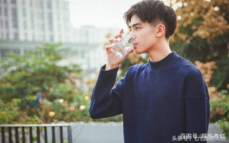 宋威龍?jiān)谀睦锷蠈W(xué)