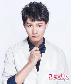 鄭業(yè)成是誰旗下藝人